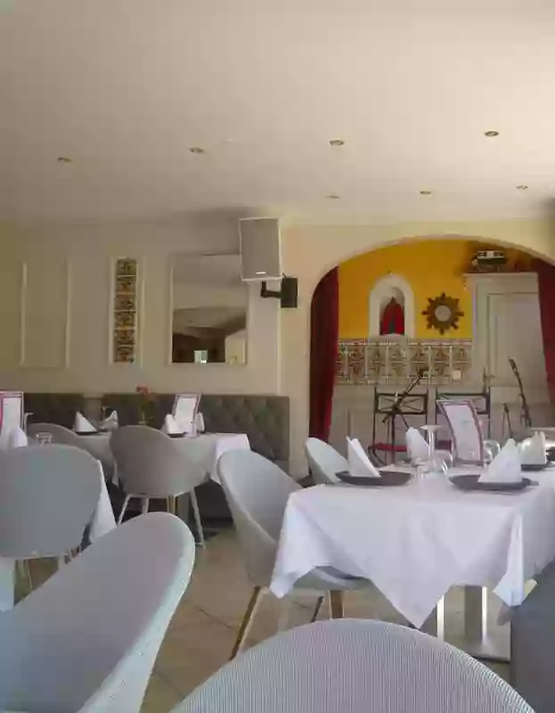 L'Amirauté - Restaurant Saintes Maries de la mer - restaurant Méditérranéen SAINTES-MARIES-DE-LA-MER